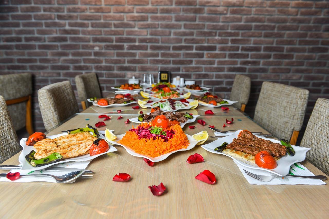 Royal Sivas Hotel ภายนอก รูปภาพ